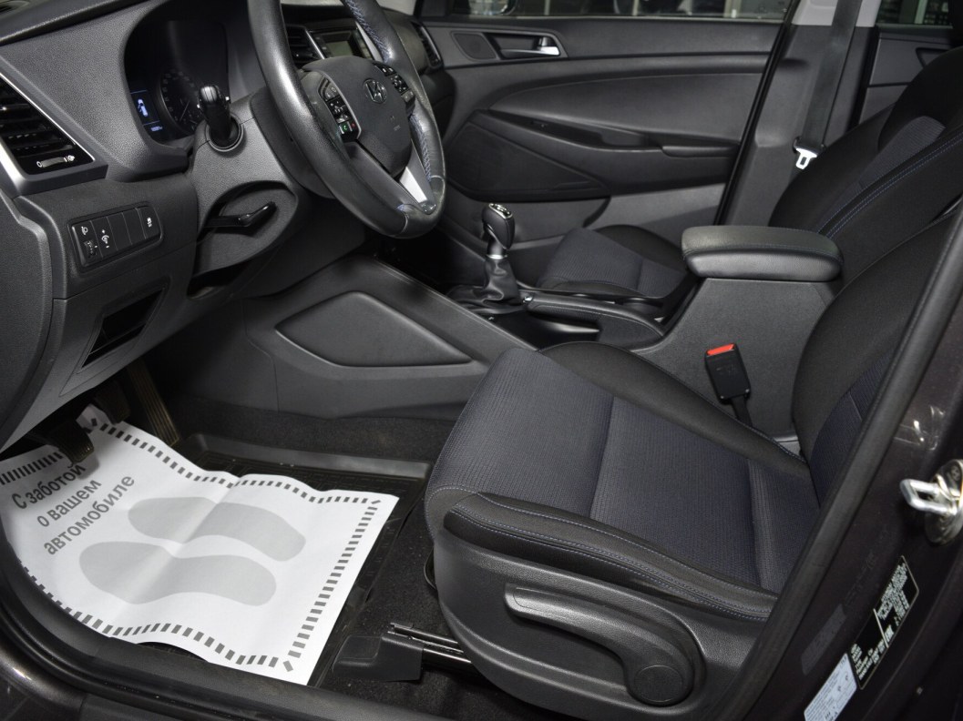 Hyundai Tucson Comfort 2.0 МКПП, 2016 фото 9