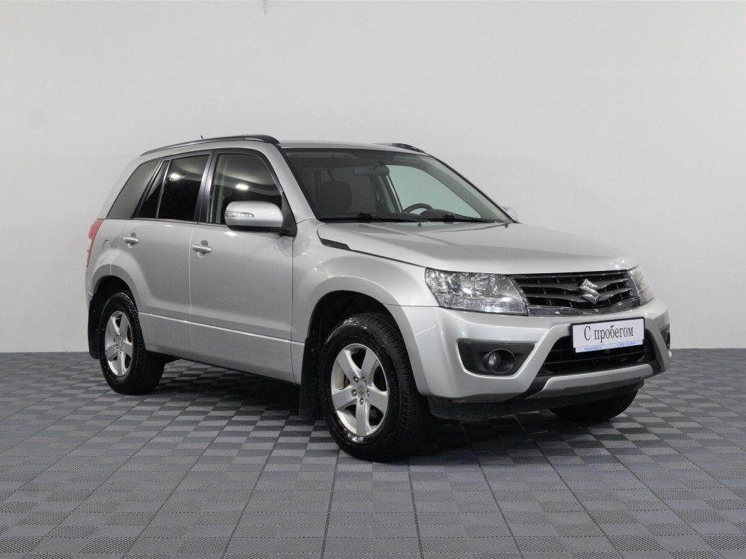 Suzuki Grand Vitara Exclusive 2.0 АКПП, 2013 фото 1