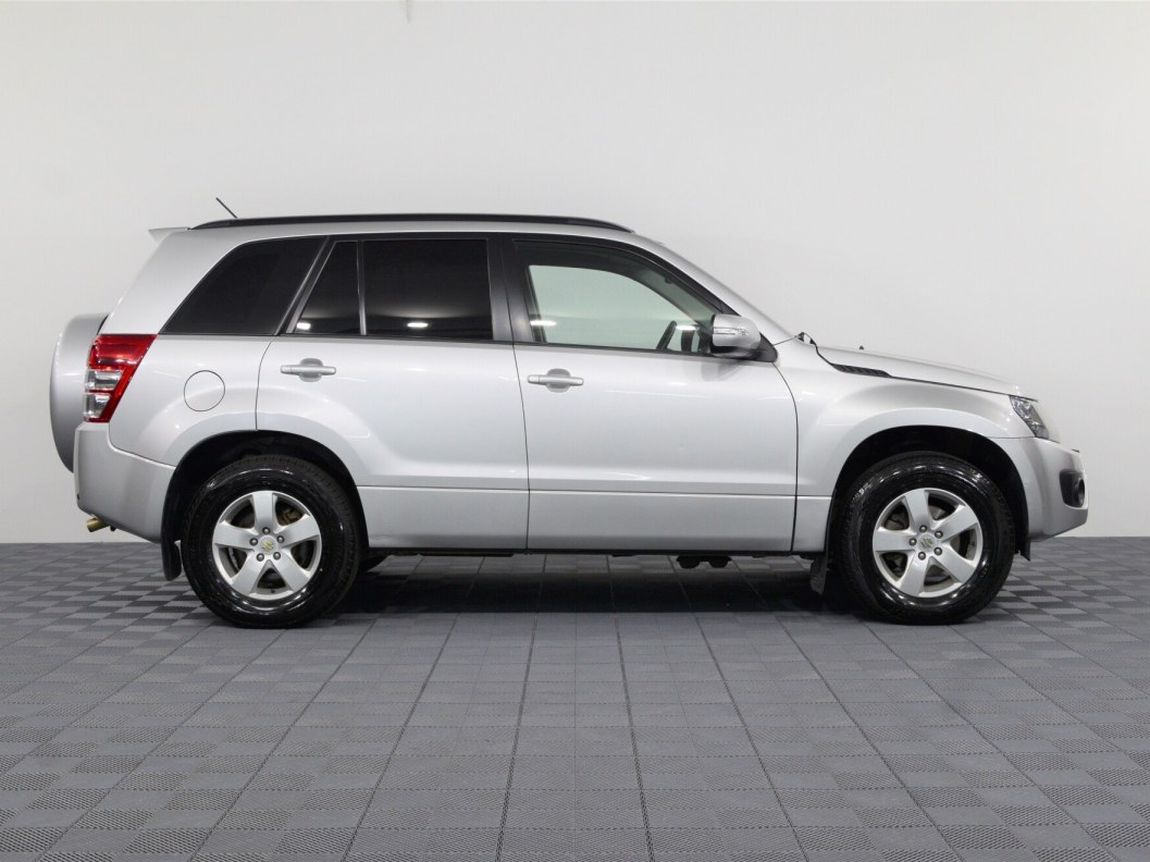 Suzuki Grand Vitara Exclusive 2.0 АКПП, 2013 фото 4