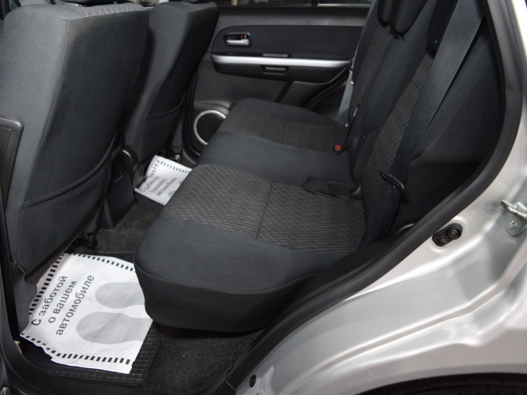 Suzuki Grand Vitara Exclusive 2.0 АКПП, 2013 фото 13