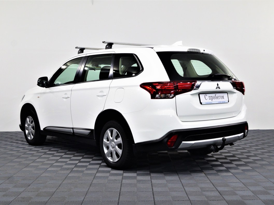 Mitsubishi Outlander Inform S02 2.0 CVT, 2017 фото 8