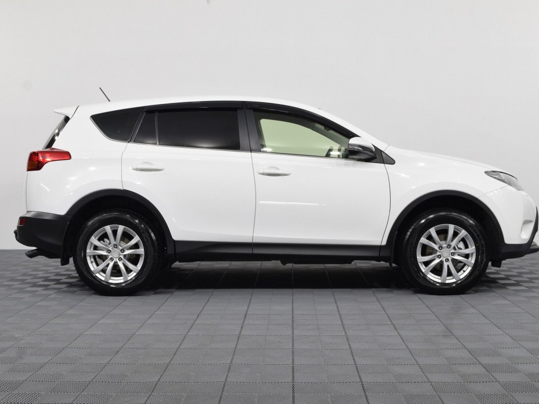 Toyota RAV4 Престиж Плюс 2.2 АКПП, 2013 фото 4