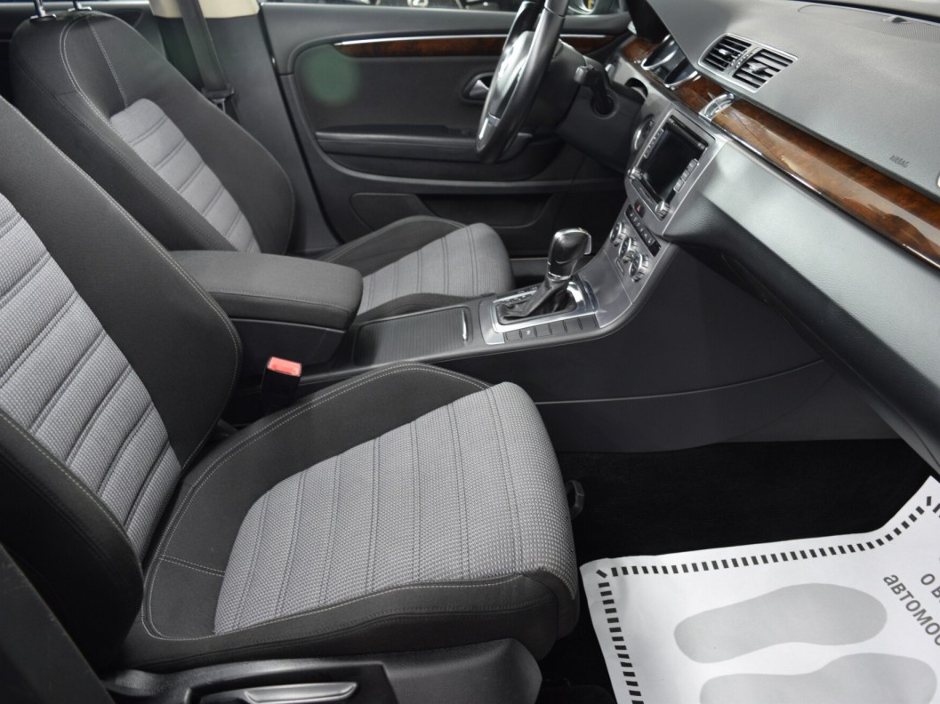 Volkswagen Passat CC 1.8 DSG, 2013 фото 11