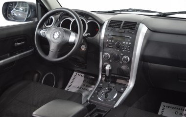 Suzuki Grand Vitara 2.0 АКПП, 2011 превью 17