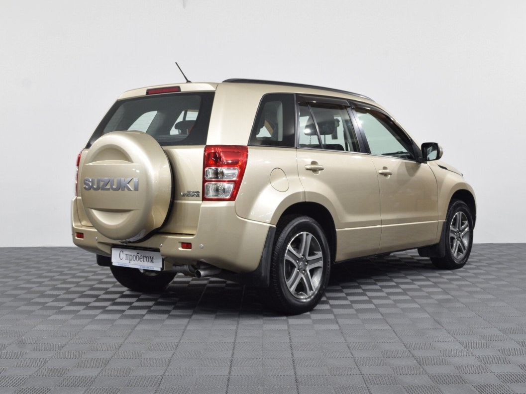 Suzuki Grand Vitara 2.5 АКПП, 2010 фото 6