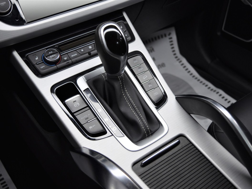 Geely Atlas Luxury 2.4 АКПП, 2019 фото 17