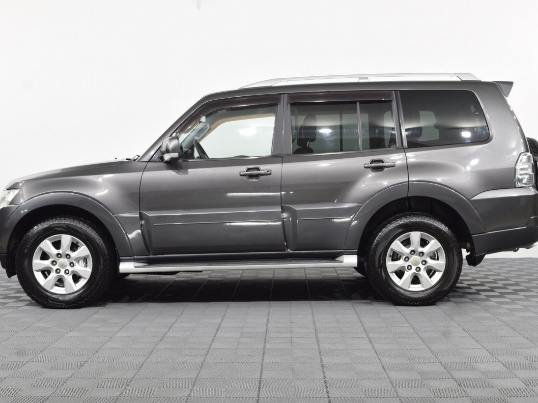 Mitsubishi Pajero 3.2 АКПП, 2010 фото 5