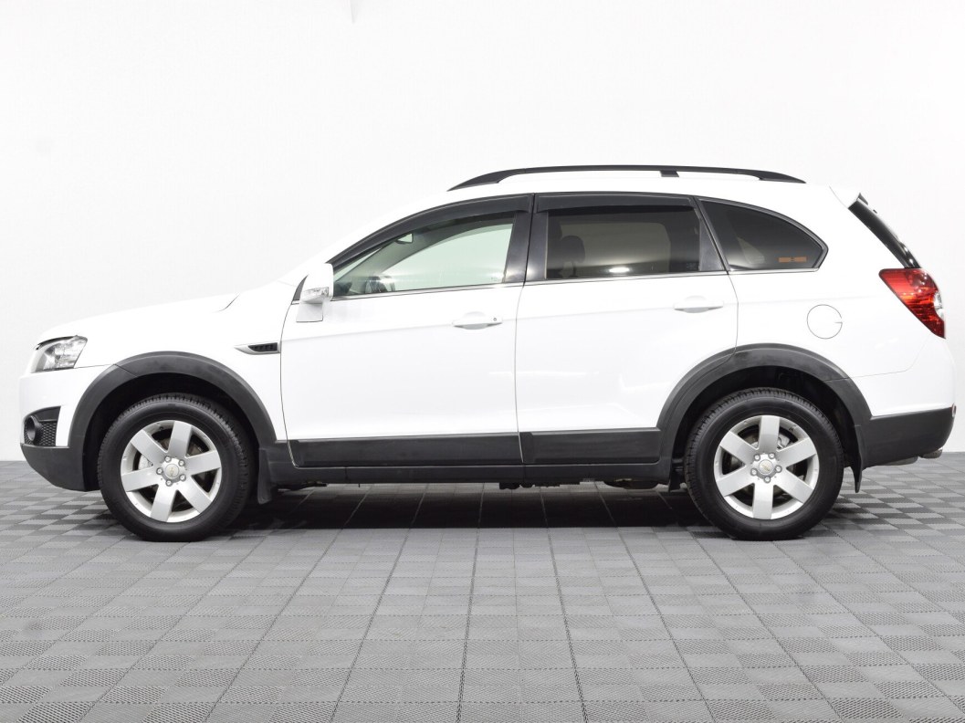 Chevrolet Captiva LT 2.4 АКПП, 2012 фото 5