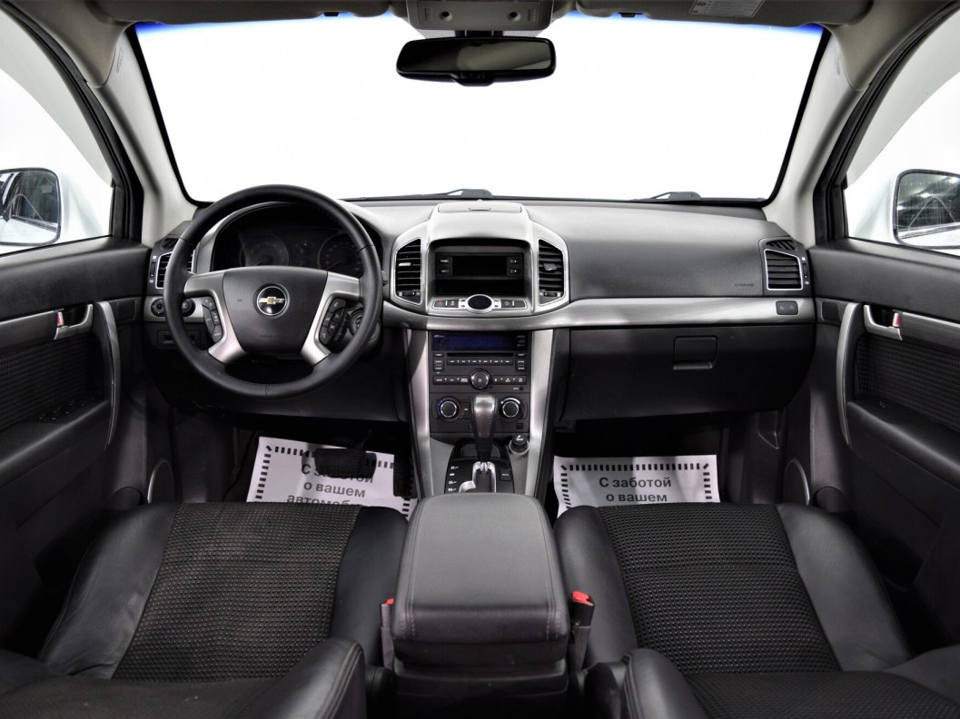 Chevrolet Captiva LT 2.4 АКПП, 2012 фото 10