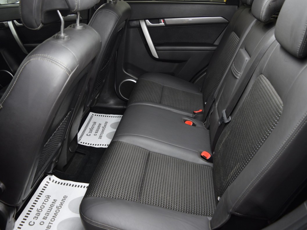 Chevrolet Captiva LT 2.4 АКПП, 2012 фото 13