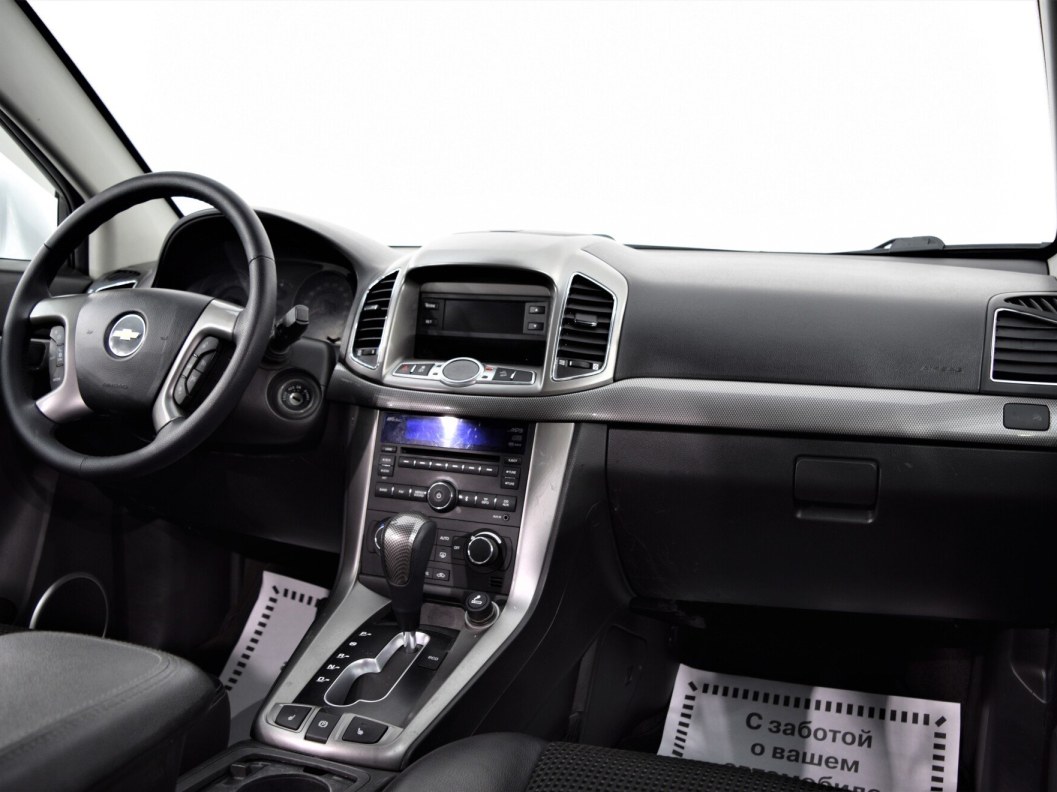 Chevrolet Captiva LT 2.4 АКПП, 2012 фото 20