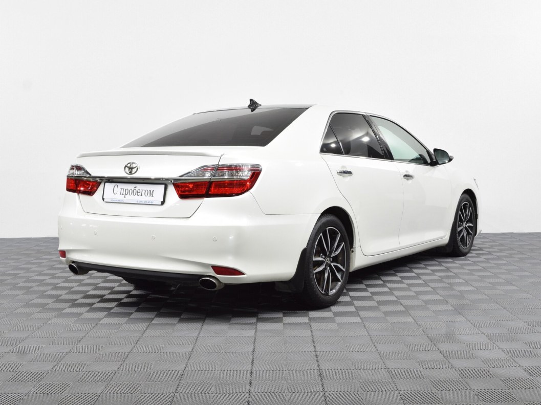 Toyota Camry 2.5 АКПП, 2017 фото 6