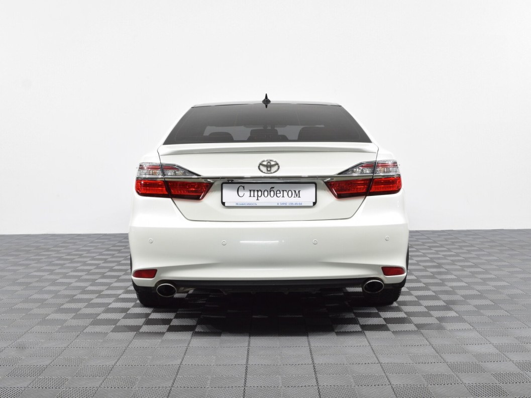 Toyota Camry 2.5 АКПП, 2017 фото 7