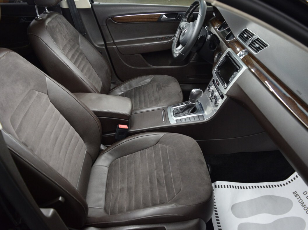 Volkswagen Passat Style 1.8 DSG, 2013 фото 11
