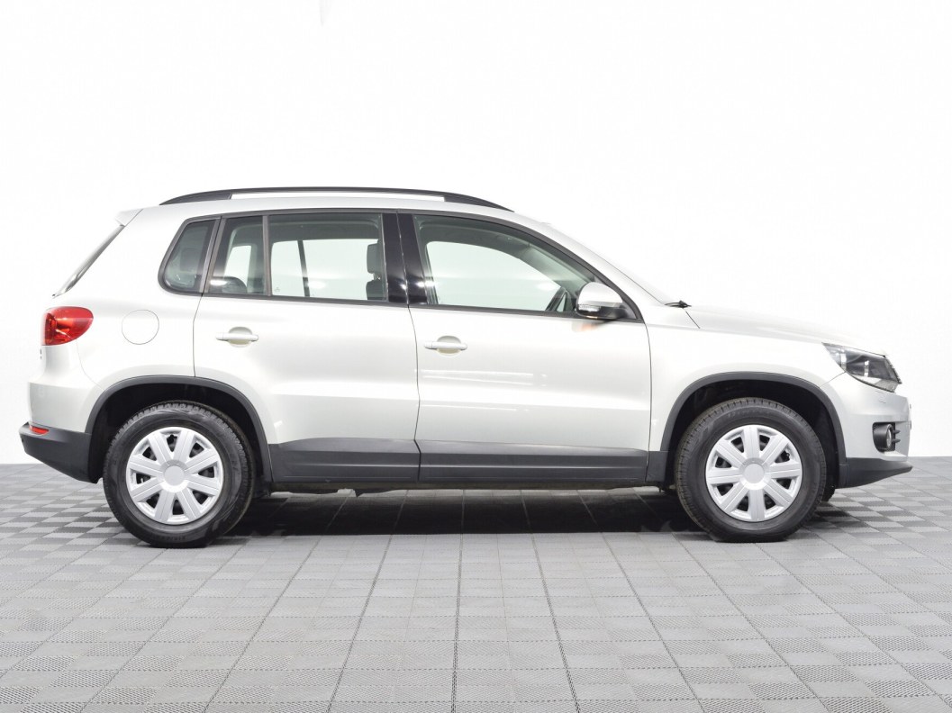 Volkswagen Tiguan Avenue 1.4 DSG, 2016 фото 4