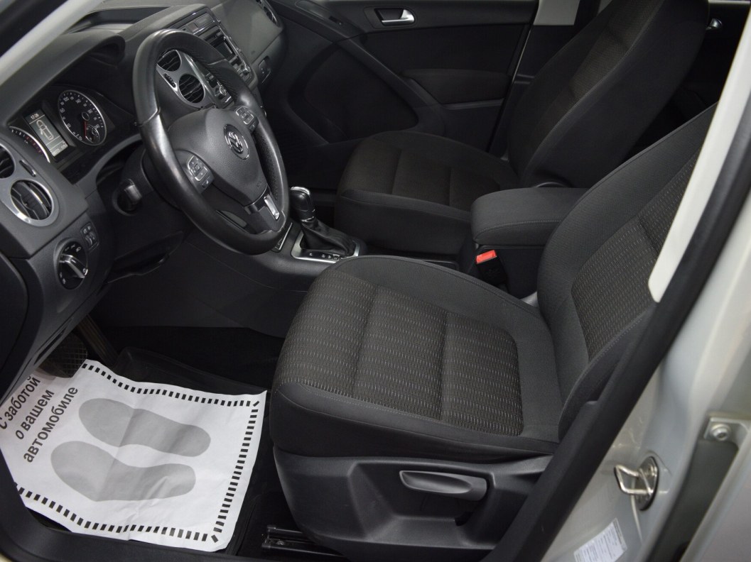 Volkswagen Tiguan Avenue 1.4 DSG, 2016 фото 9
