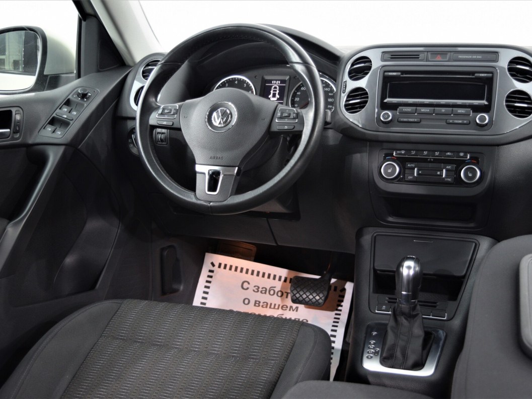 Volkswagen Tiguan Avenue 1.4 DSG, 2016 фото 18