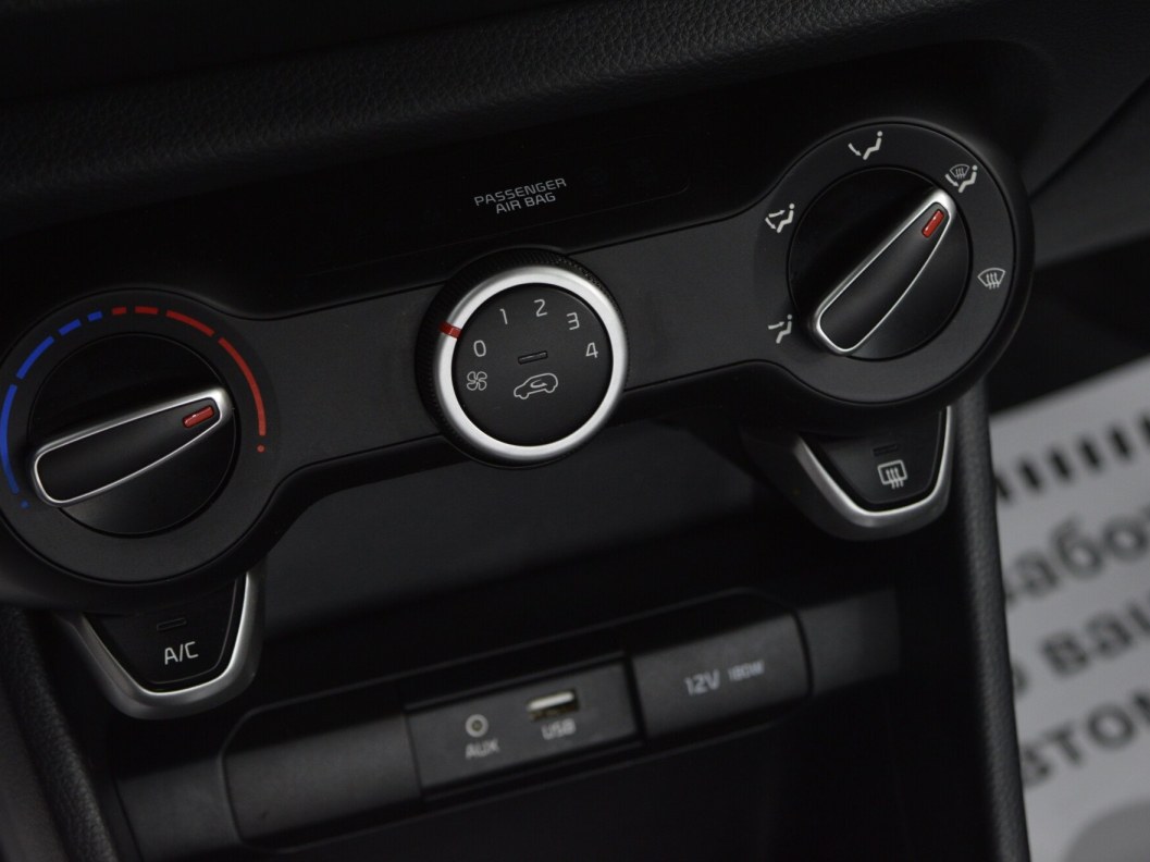 Kia Picanto 1.2 АКПП, 2019 фото 17