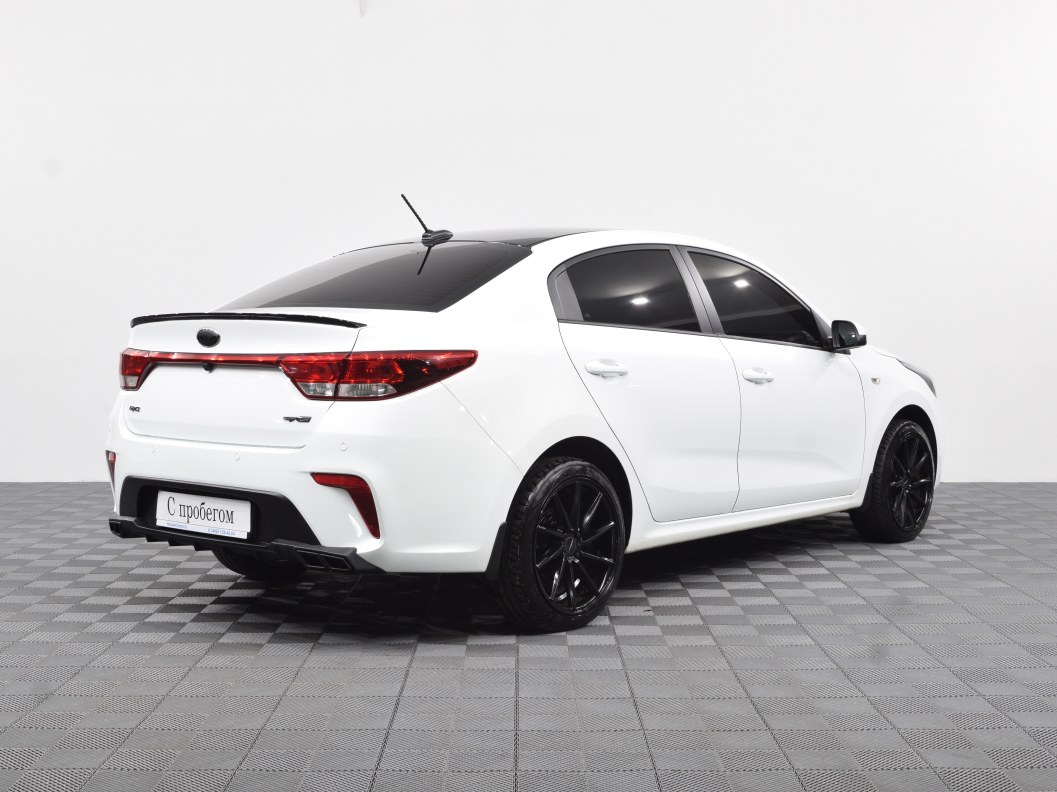Kia Rio Prestige 1.6 АКПП, 2018 фото 6