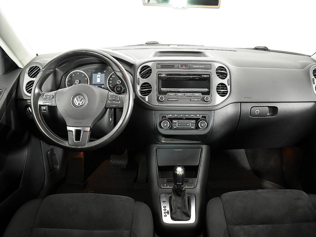 Volkswagen Tiguan Avenue 2.0 АКПП, 2015 фото 8
