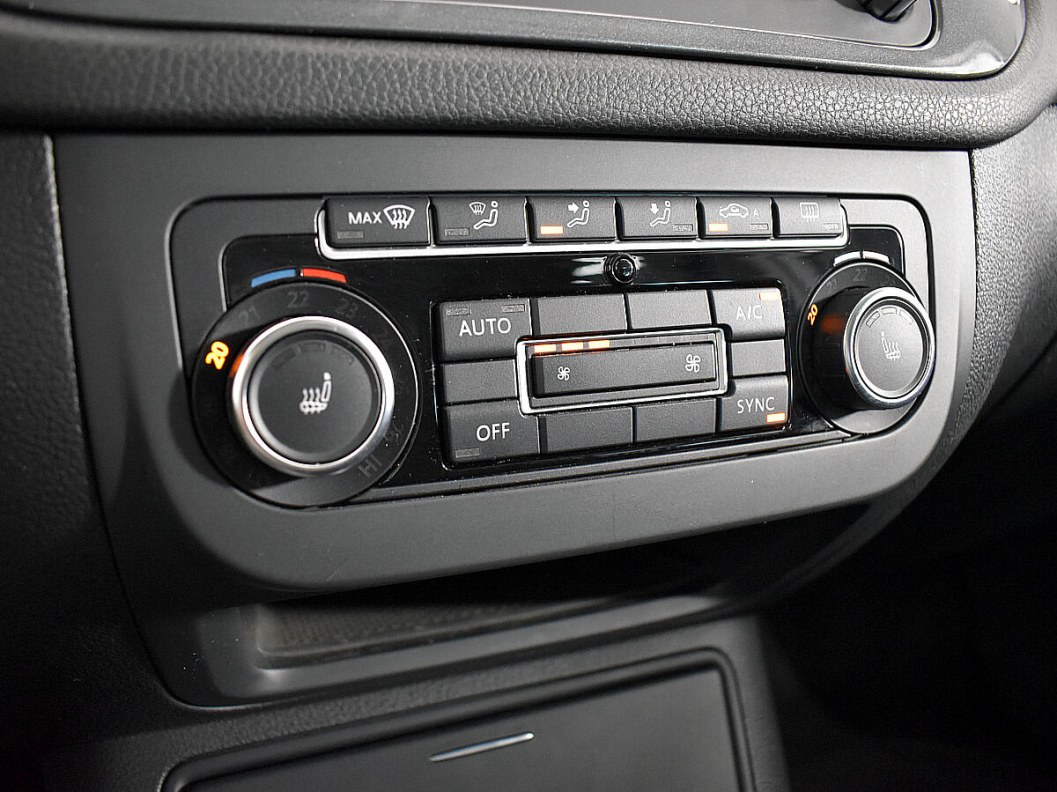 Volkswagen Tiguan Avenue 2.0 АКПП, 2015 фото 14