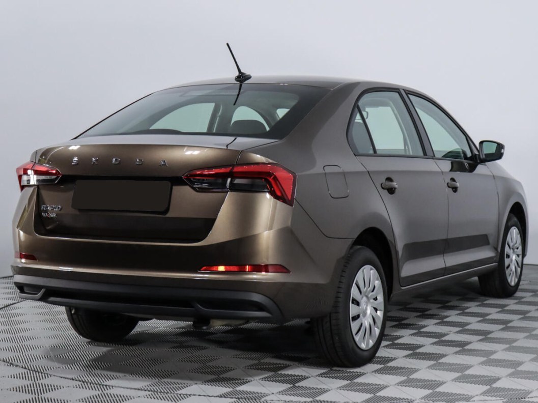 Skoda Rapid 1.6 МКПП, 2021 фото 6