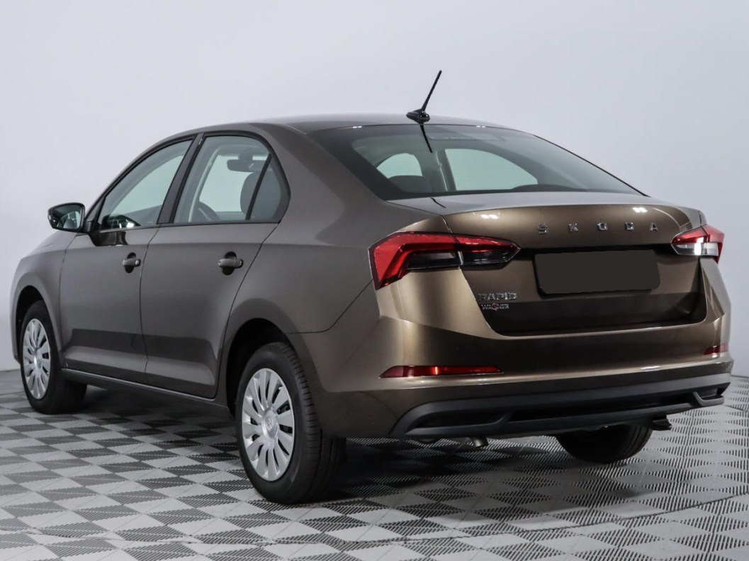 Skoda Rapid 1.6 МКПП, 2021 фото 8