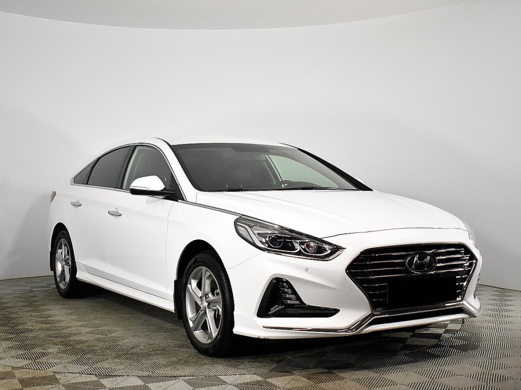Hyundai Sonata Lifestyle 2.4 АКПП, 2017 фото 1