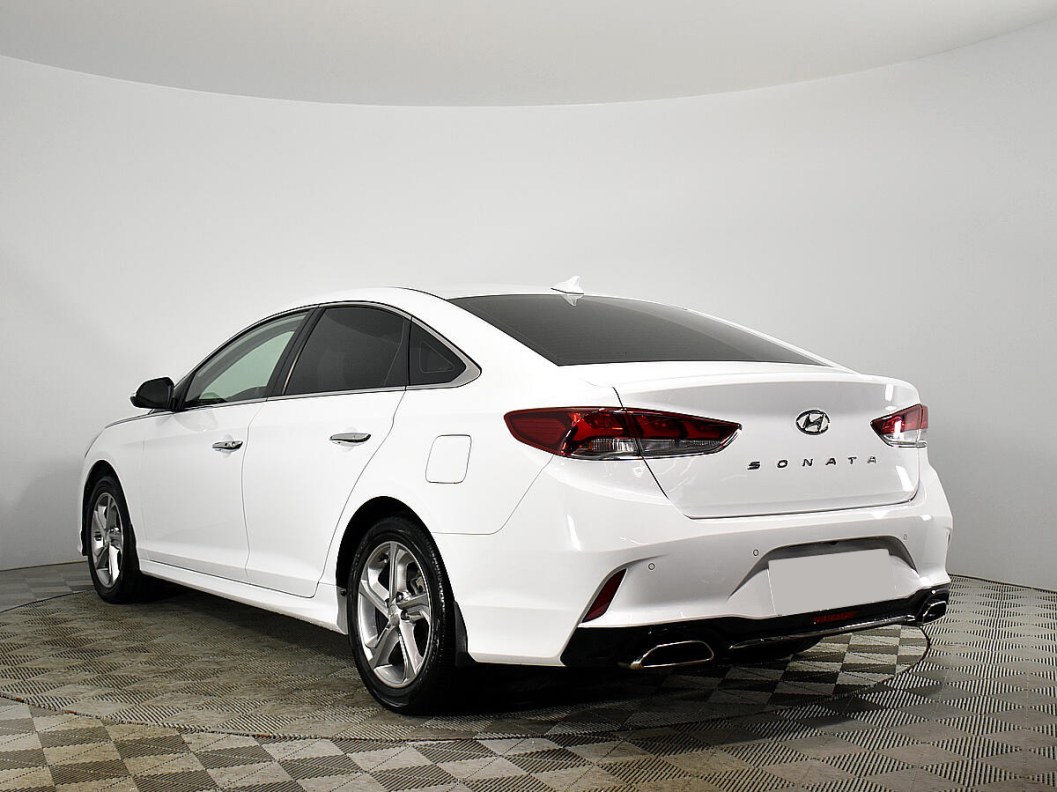 Hyundai Sonata Lifestyle 2.4 АКПП, 2017 фото 6