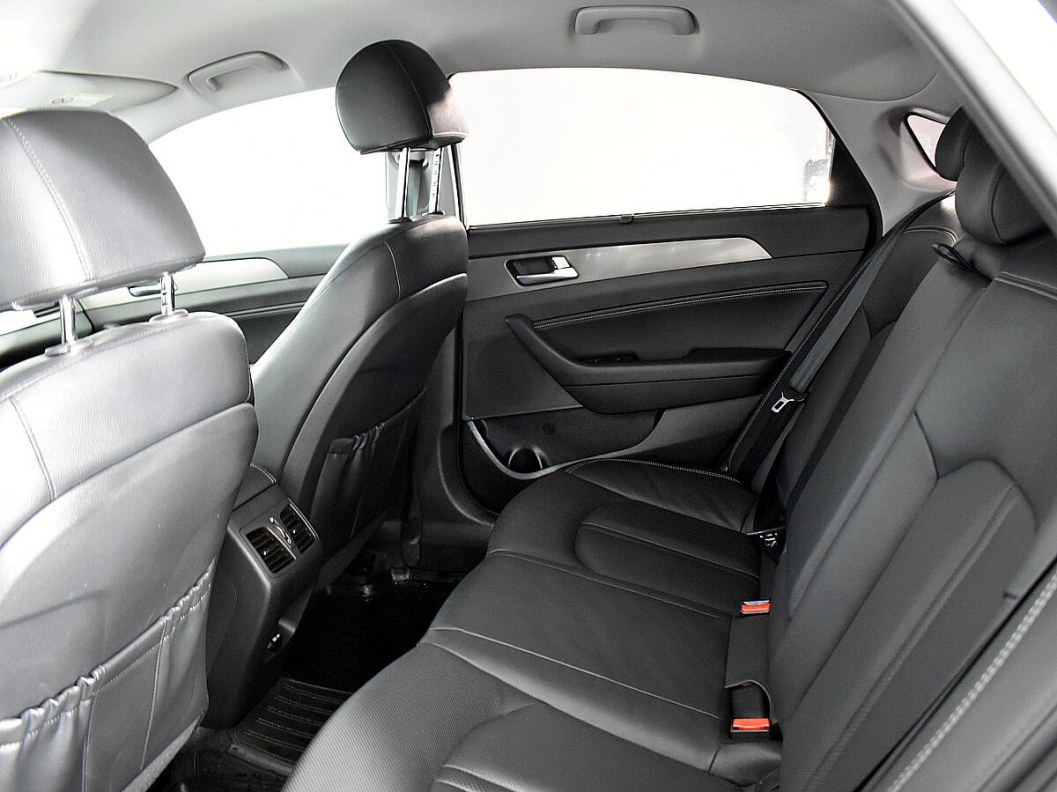 Hyundai Sonata Lifestyle 2.4 АКПП, 2017 фото 11