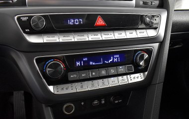 Hyundai Sonata Lifestyle 2.4 АКПП, 2017 превью 15