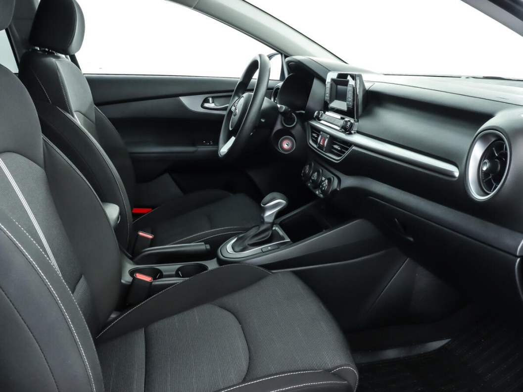 Kia Cerato Comfort 1.6 АКПП, 2019 фото 9