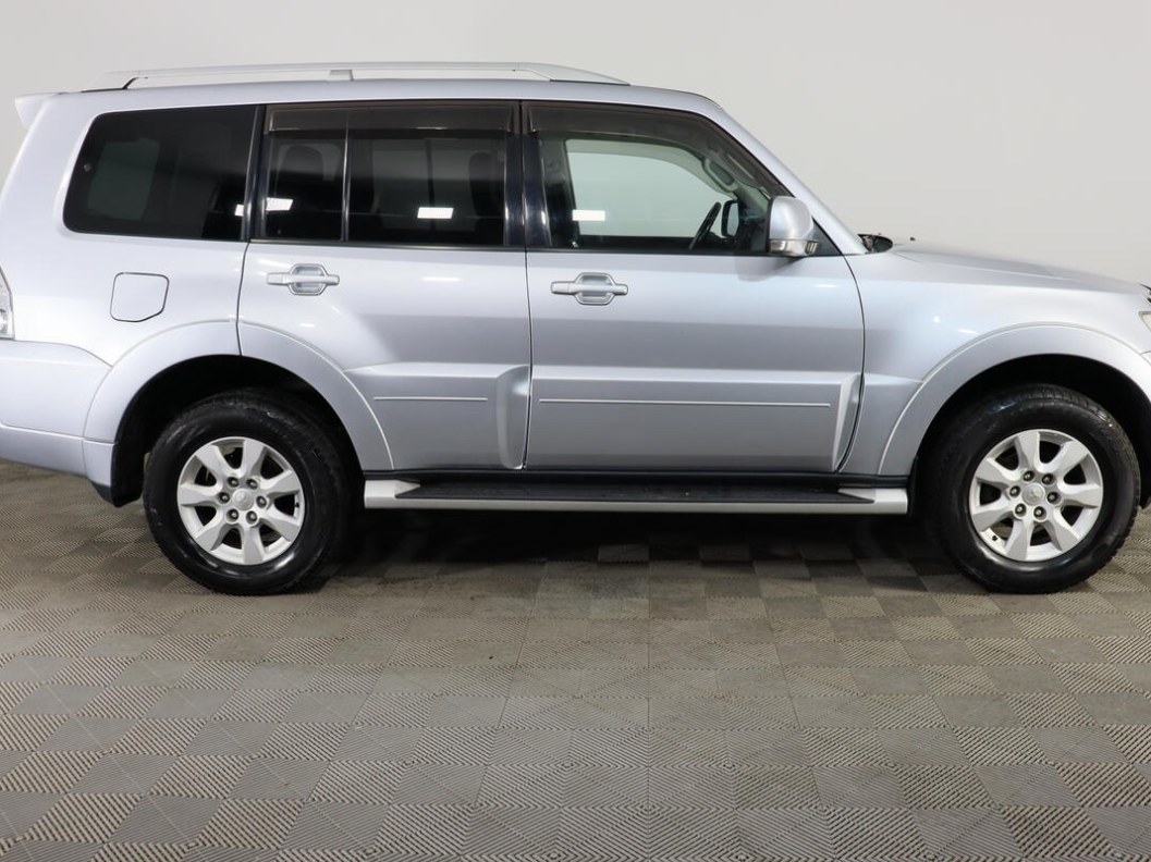 Mitsubishi Pajero 3.0 АКПП, 2008 фото 4
