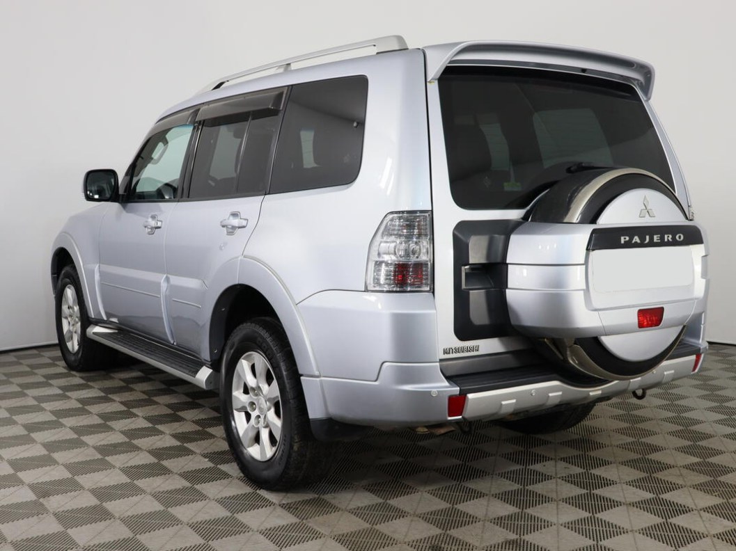 Mitsubishi Pajero 3.0 АКПП, 2008 фото 8