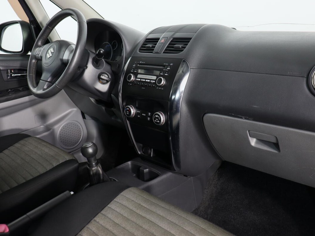 Suzuki SX4 2.0 МКПП, 2013 фото 10