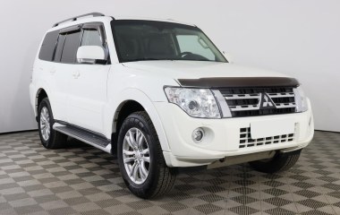 Mitsubishi Pajero Ultimate S72