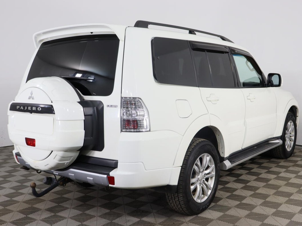 Mitsubishi Pajero Ultimate S72 3.8 АКПП, 2015 фото 6