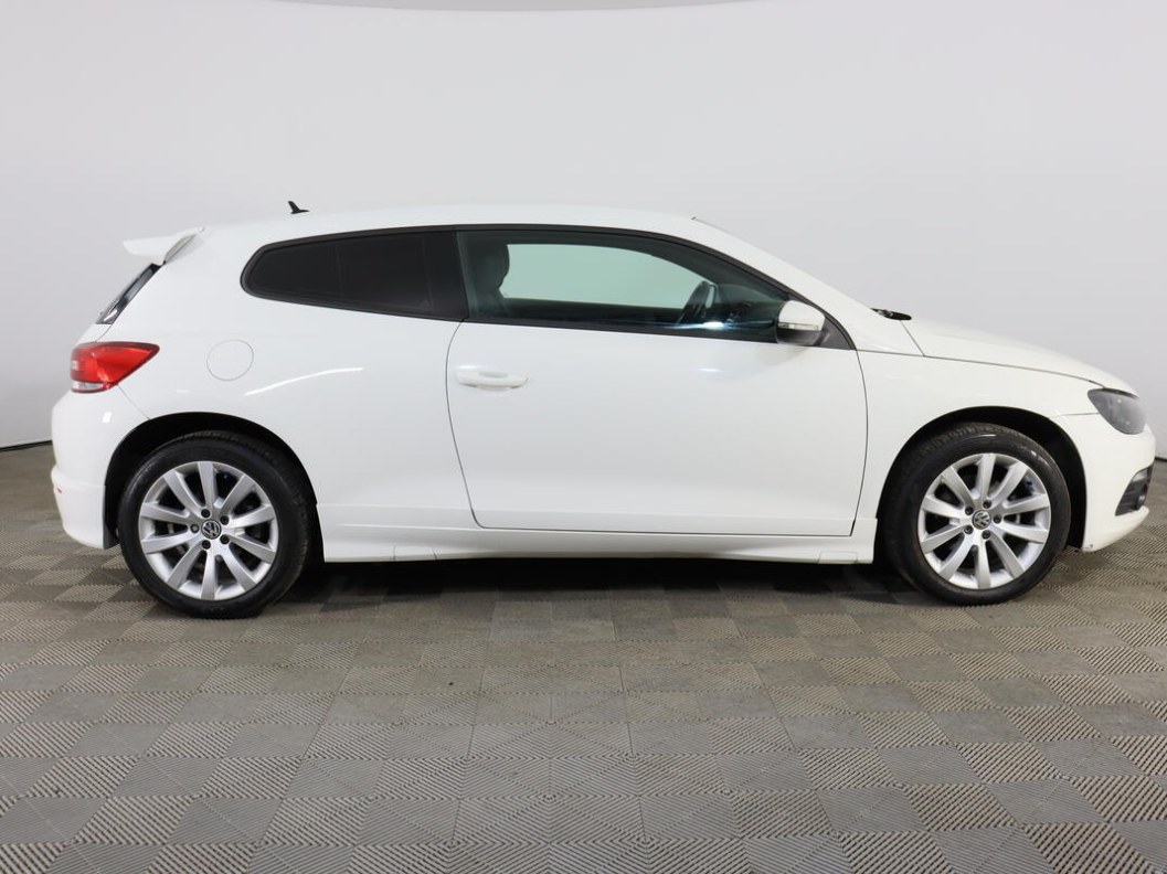 Volkswagen Scirocco Sport 1.4 DSG, 2013 фото 4