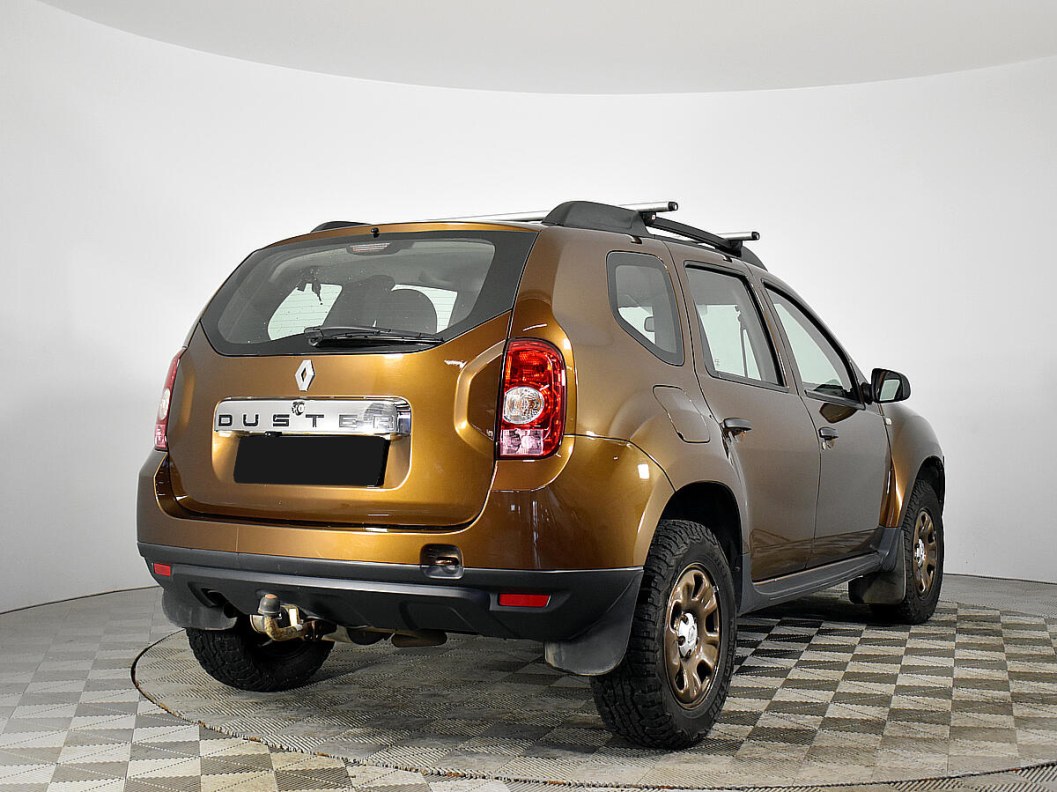 Renault Duster Privilege 2.0 МКПП, 2014 фото 5