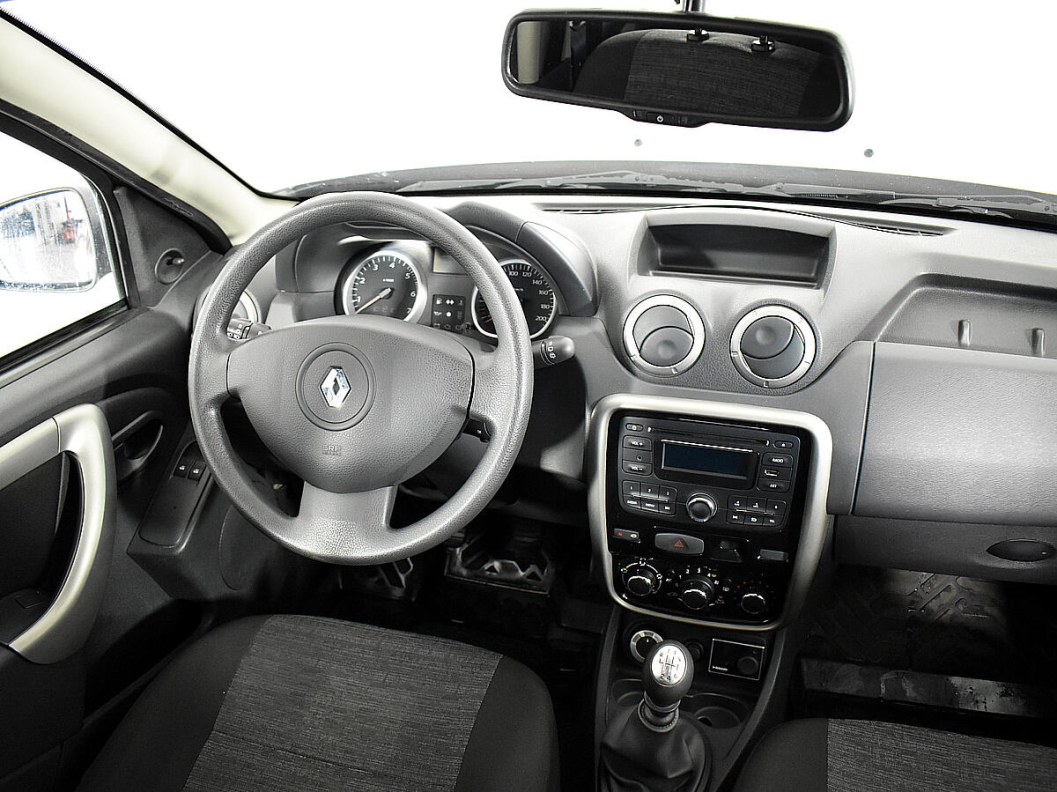 Renault Duster Privilege 2.0 МКПП, 2014 фото 8