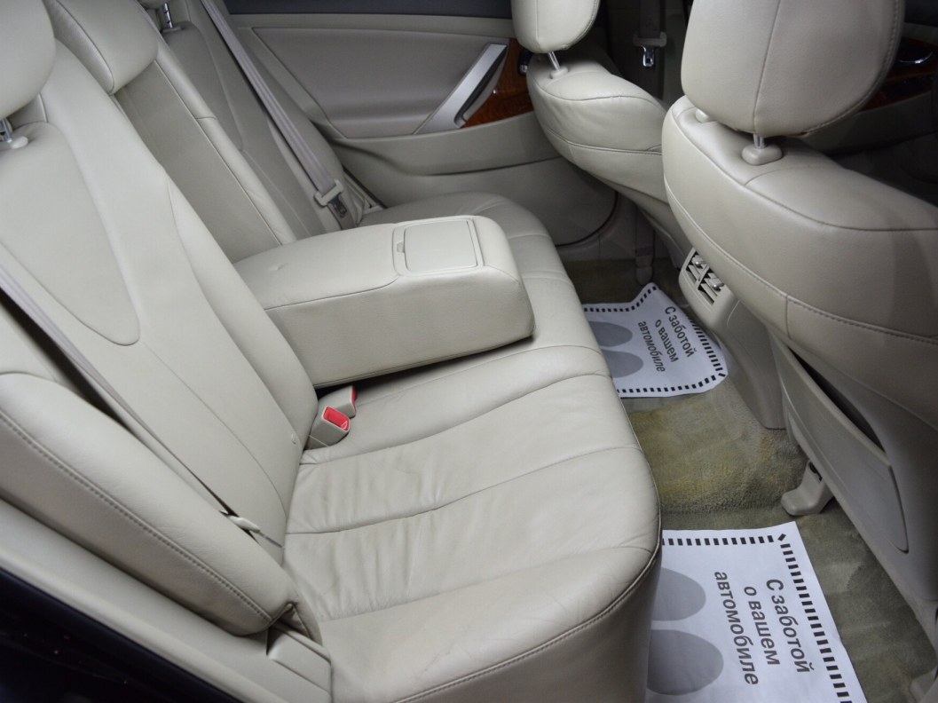 Toyota Camry 3.5 АКПП, 2010 фото 12