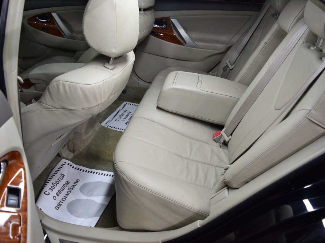 Toyota Camry 3.5 АКПП, 2010 фото 13
