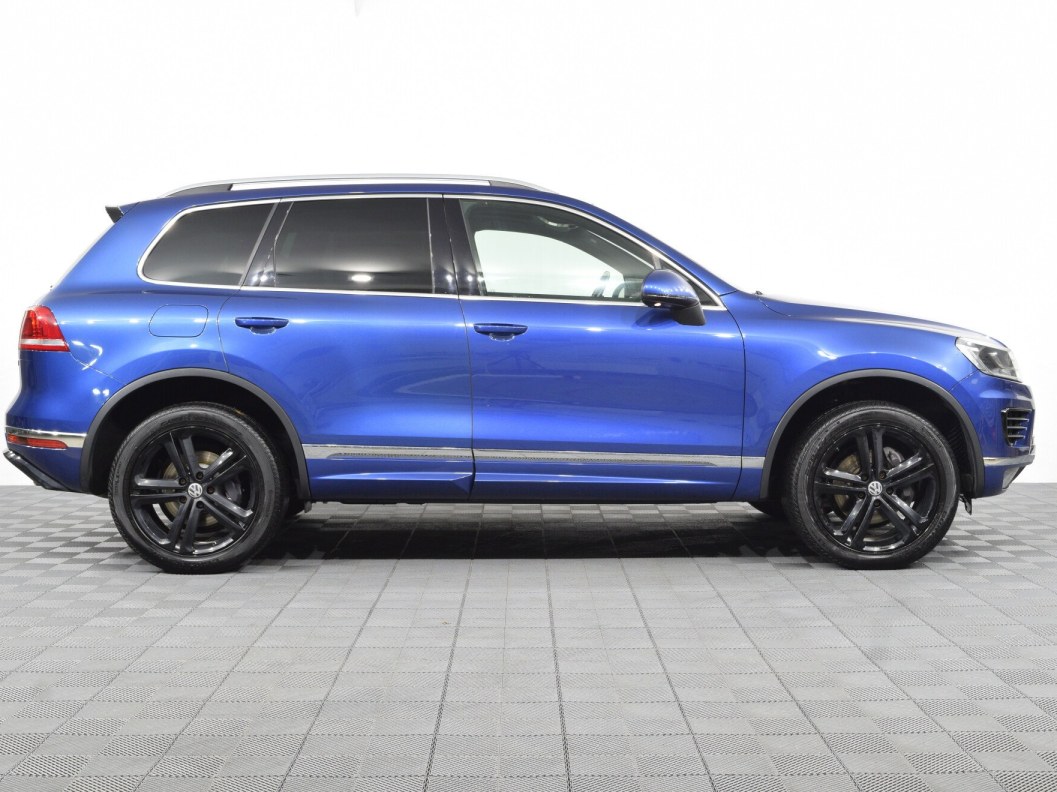 Volkswagen Touareg 3.0 , 2018 фото 4