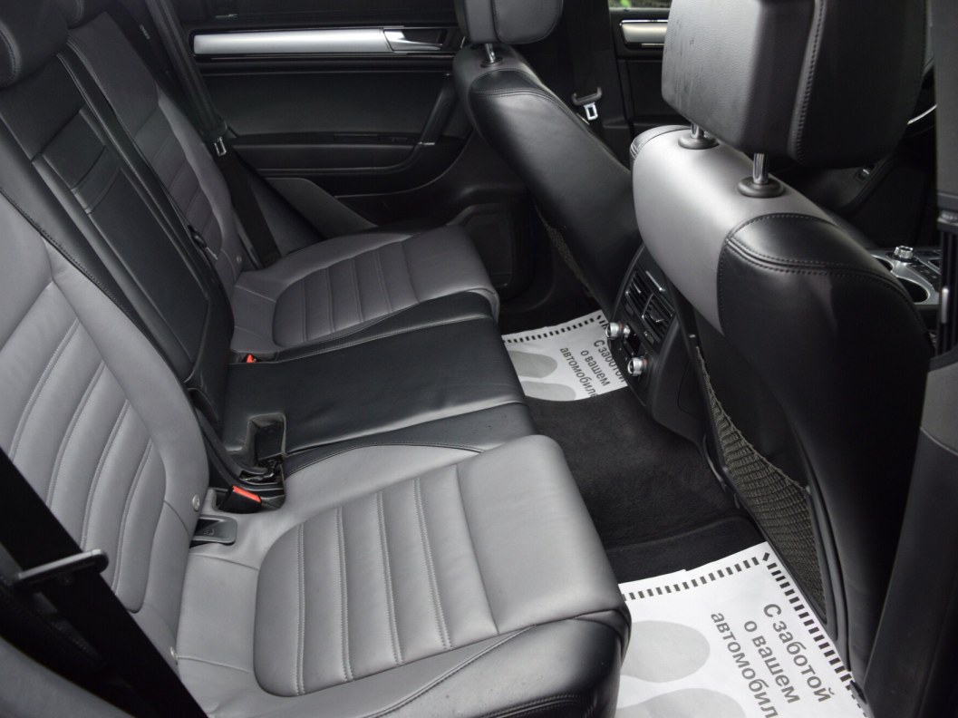 Volkswagen Touareg 3.0 , 2018 фото 12