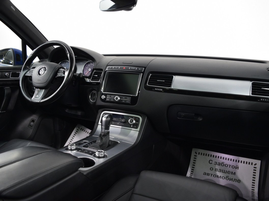Volkswagen Touareg 3.0 , 2018 фото 25