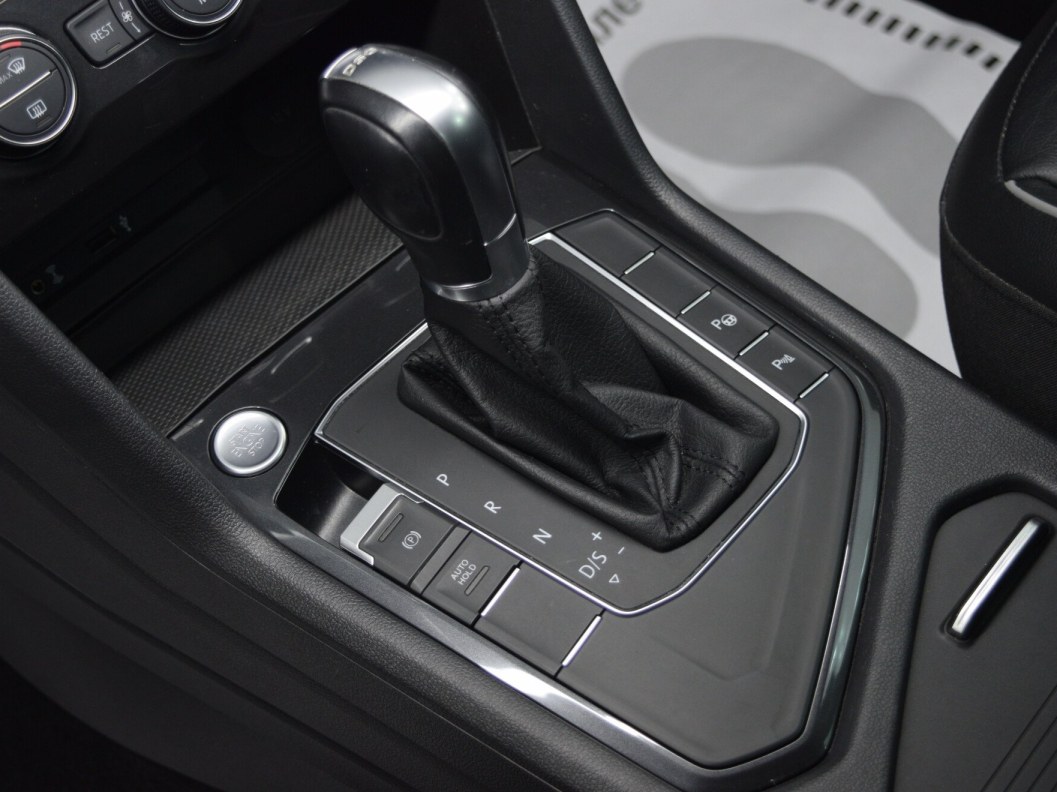 Volkswagen Tiguan Comfortline 1.4 DSG, 2017 фото 20