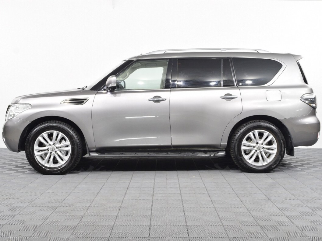 Nissan Patrol 5.6 АКПП, 2010 фото 5
