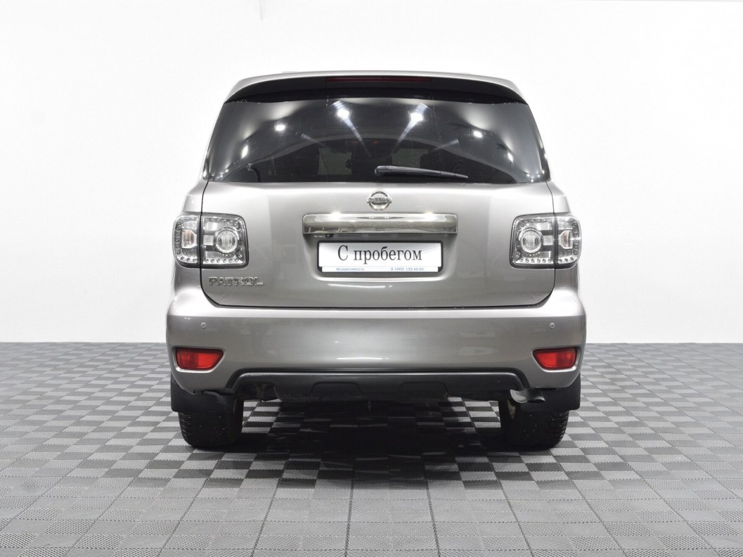 Nissan Patrol 5.6 АКПП, 2010 фото 7