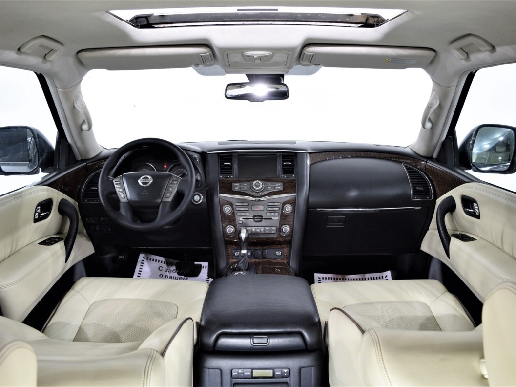 Nissan Patrol 5.6 АКПП, 2010 фото 10