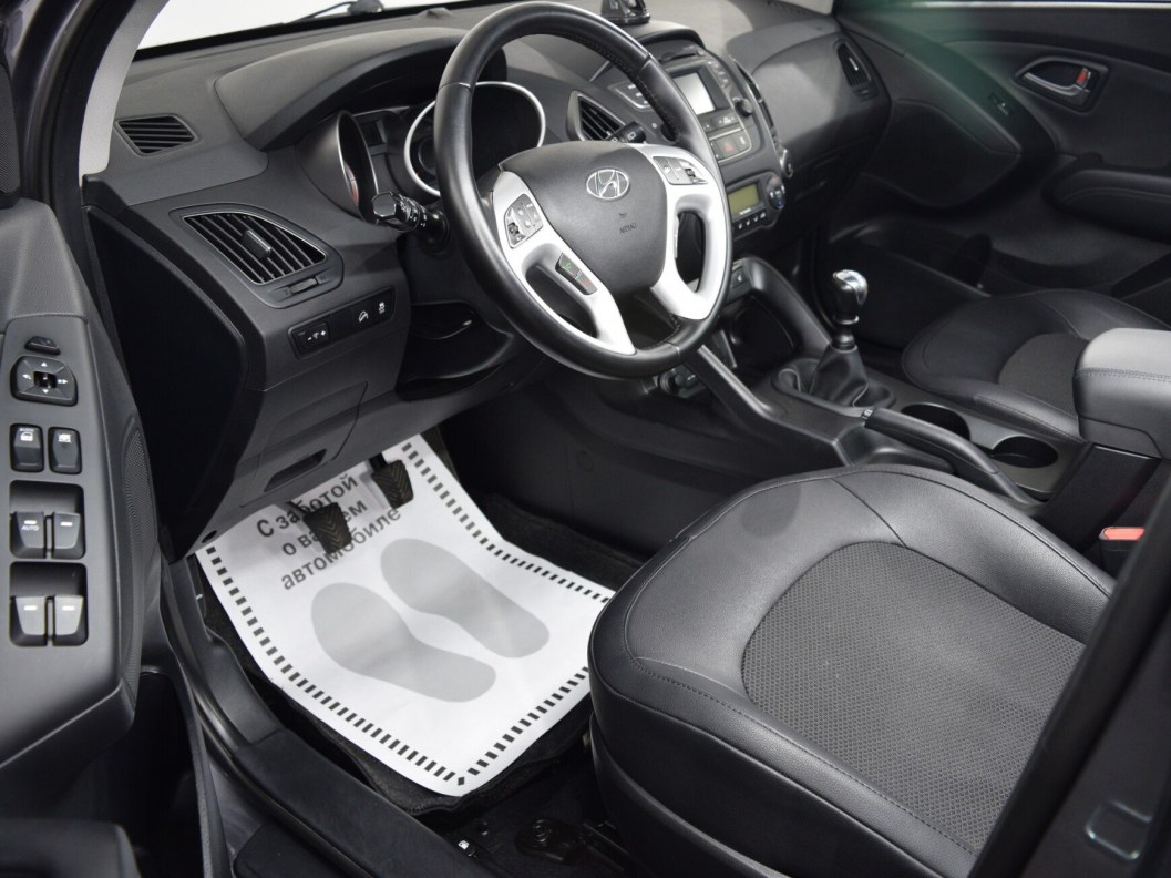 Hyundai ix35 Comfort 2.0 МКПП, 2015 фото 9